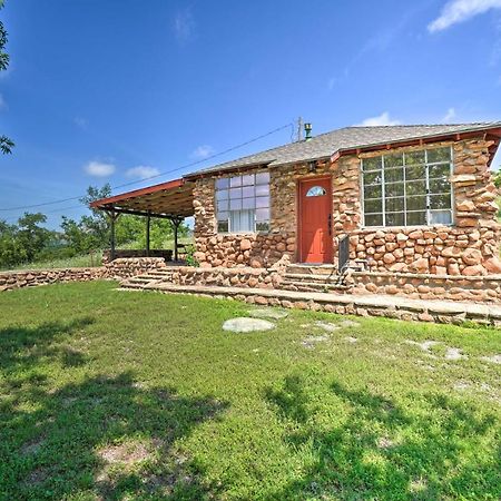 Enchanting Hilltop Cottage In Medicine Park! Esterno foto